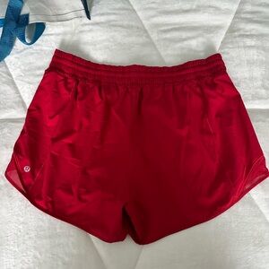 Lululemon Hotty Hot High-Rise Short 4"